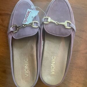 Vionic shoes size 5 NWT.